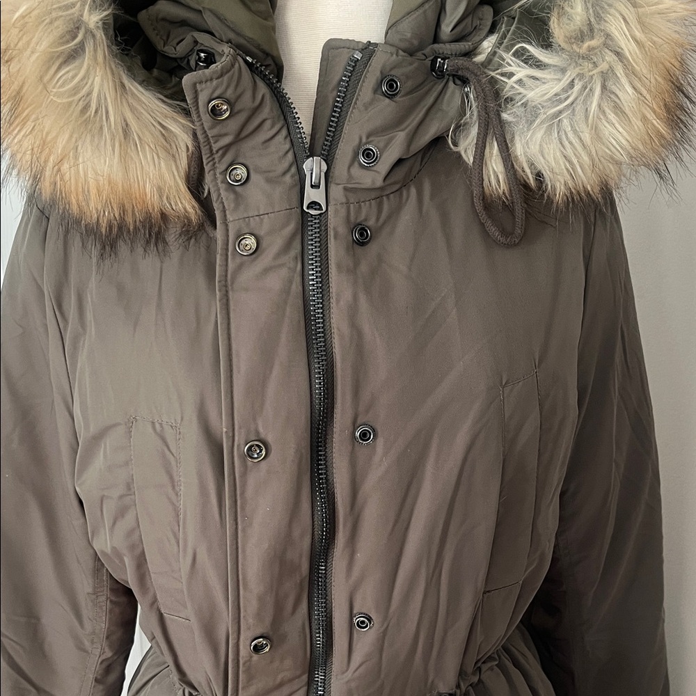 Topshop Olive Fur-Trimmed Puffer Jacket - Picture 10 of 17